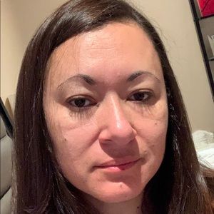 Meet your Posher, Elaine